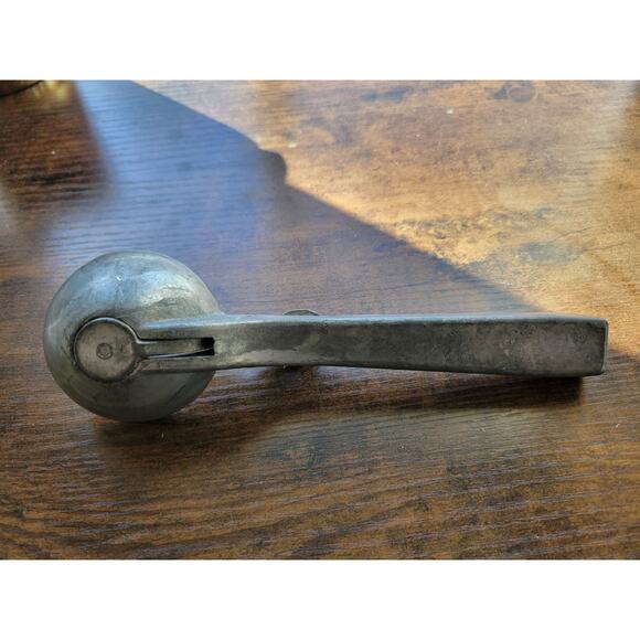 Aluminum Ice Cream Cone Scoop w/Thump Flipper - Like Safe T Dipper - Taiwan - Picture 6 of 10